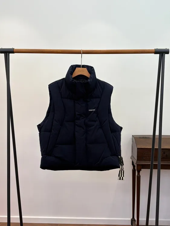 失物招领潮牌女装 2025冬季新款保暖外套羽绒马甲8801