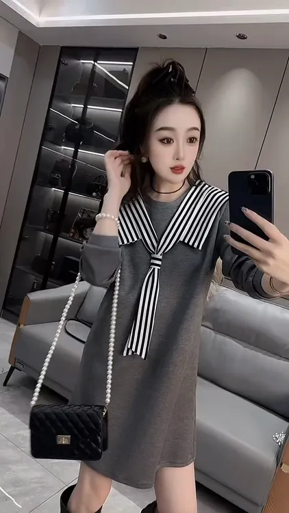 时尚百搭宽松显瘦减龄洋气披肩拼接女士连衣裙