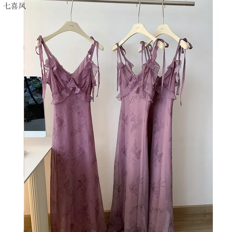 浪漫法式夏季连衣裙优雅长裙修身度假棉材质高级感设计女性紫围巾