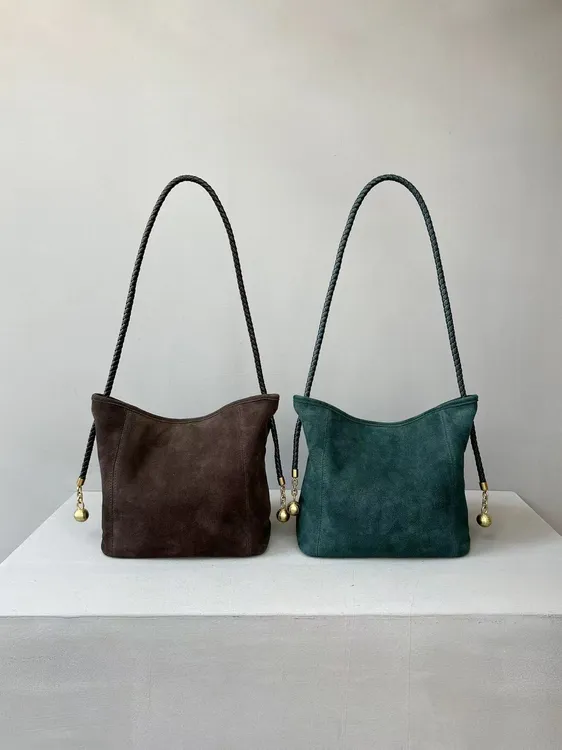 磨砂牛皮复古托特包羊皮编织hobo腋下包小金球水桶包单肩斜挎包女