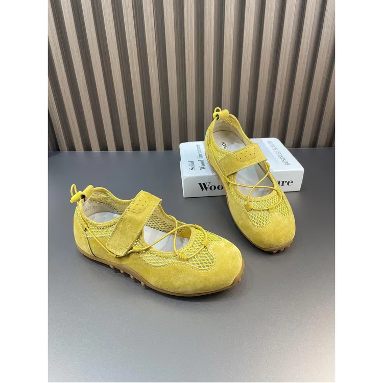 魔术贴玛丽珍女鞋2025夏季新款浅口单鞋薄款透气丑萌德训鞋芭蕾鞋