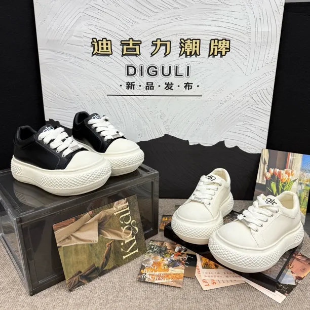 【迪古力】2026新款欧货复古米奇大头厚底增高休闲板鞋面包鞋源