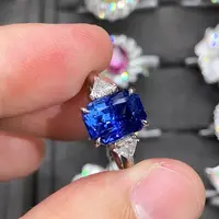 蓝宝石戒指18K金镶嵌5.32克拉