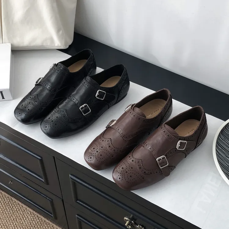 头层牛皮单鞋女2026新款软底复古平底鞋深口方头乐福鞋雕花小皮鞋