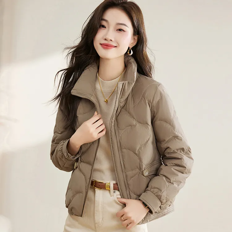 轻薄短款羽绒服女冬季新款小个子时尚洋气立领白鸭绒保暖刺绣外套
