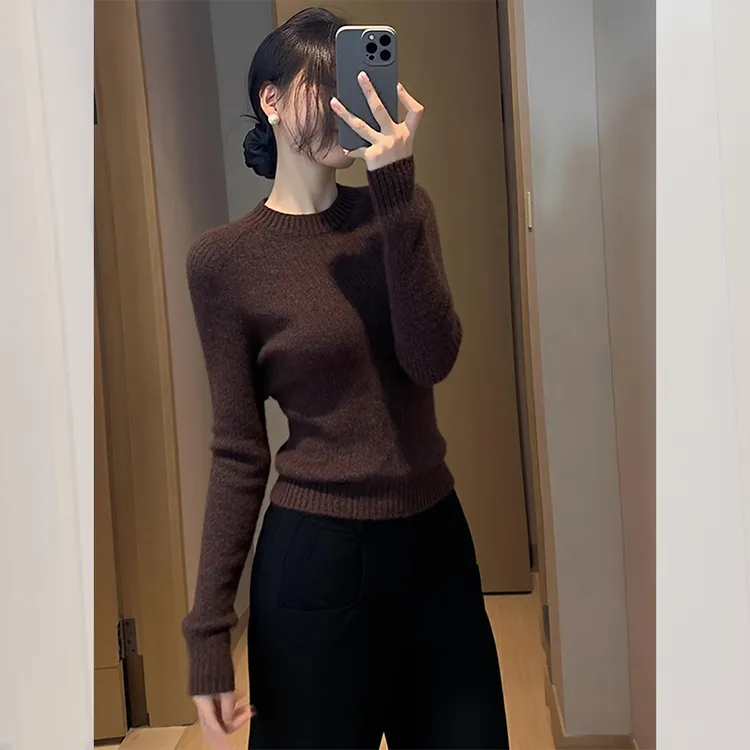 独特漂亮棕色内搭小衫洋气高贵打底毛衣女秋冬气质休闲针织衫上衣