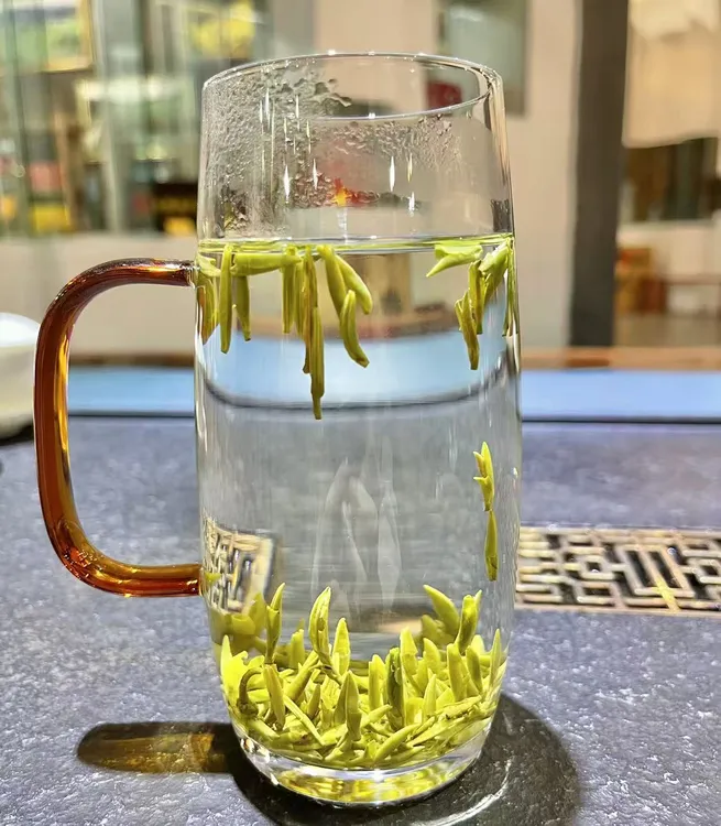 正宗湄潭翠芽【毛娜娜甄选A7L】25年明前头采湄潭翠芽栗香小叶福鼎