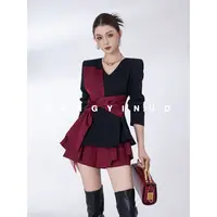 MD定制·依诺【梦湖之境】2025秋季时尚设计感撞色扭结显瘦长袖上衣