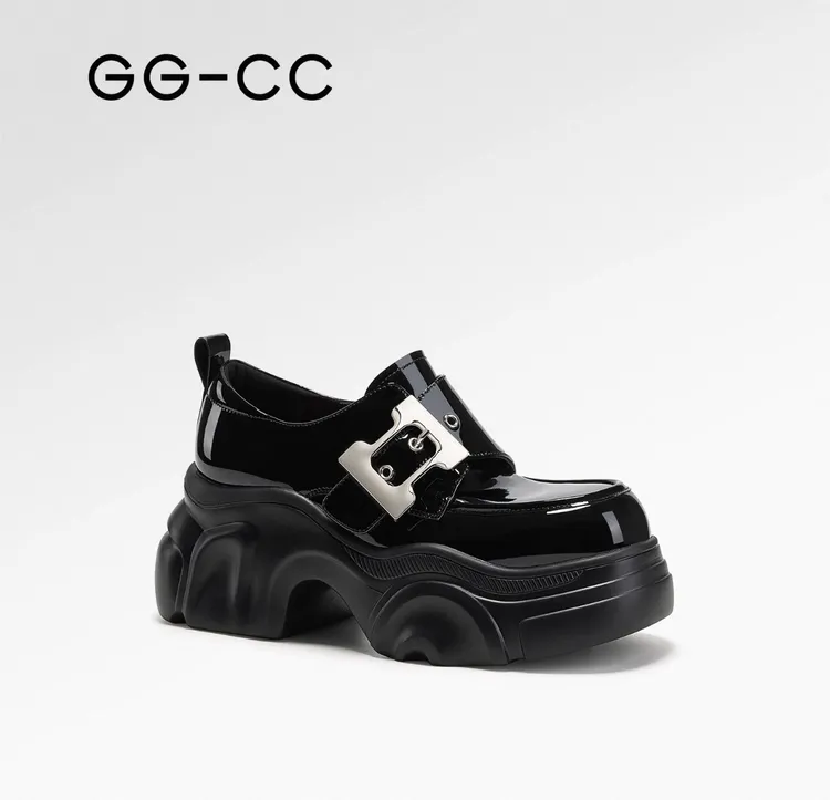 【流浪诗人】GGCC2025秋季新款英伦风饰扣厚底乐福鞋女百搭单鞋子