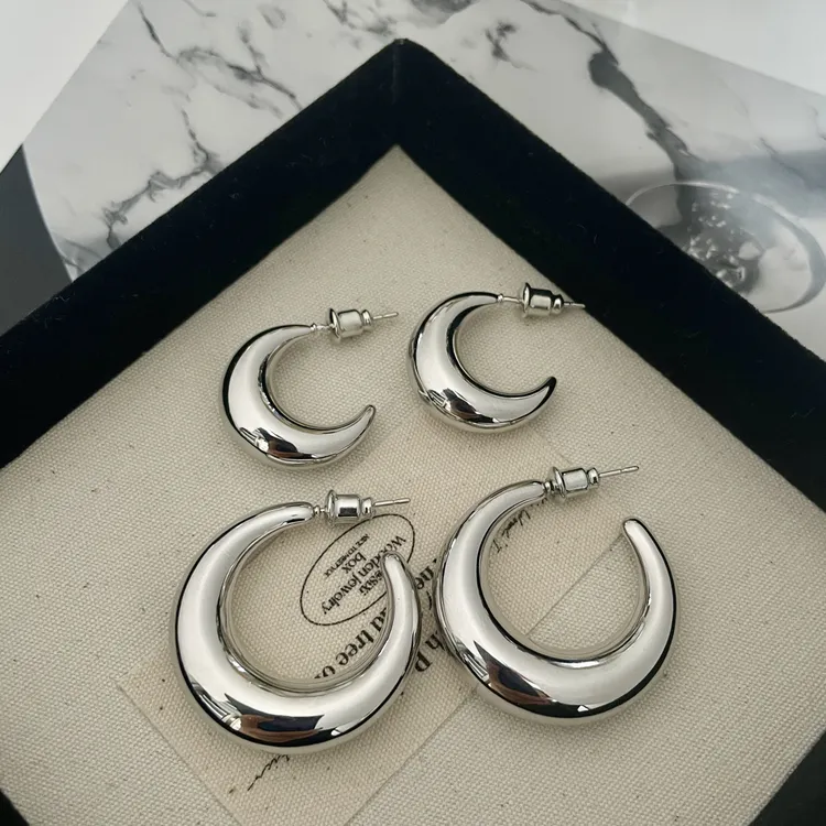 铜合金耳饰 铜合金耳饰 冷淡风月牙高级感经典圈洋气时尚百搭