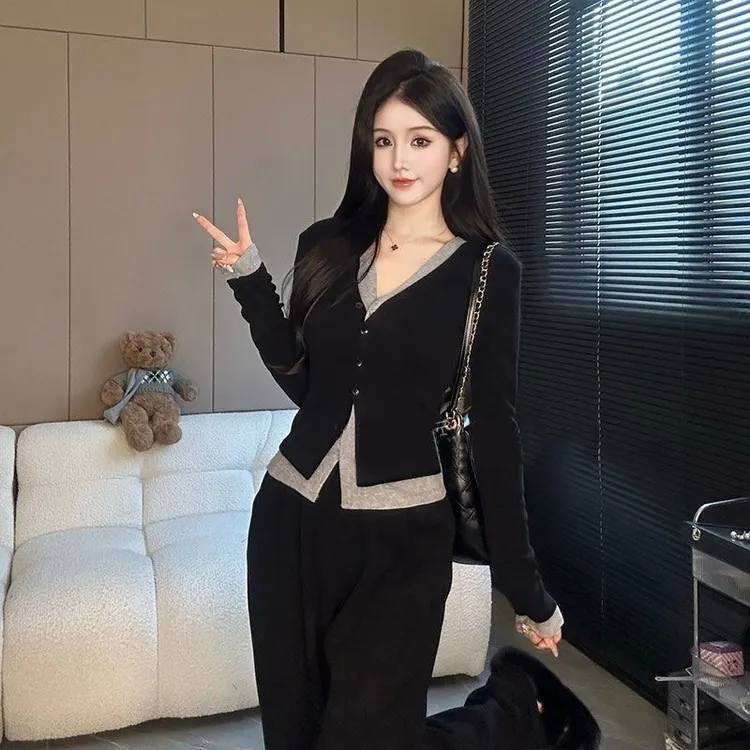 春秋洋气设计感假两件拼接开衫假两件上衣女