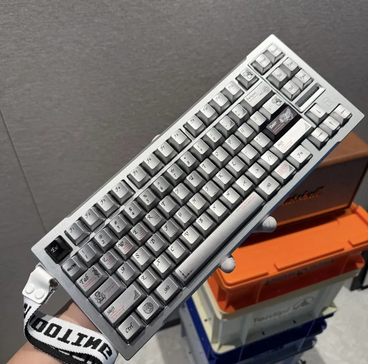 womier【时间】金属质感，材质pbt+金属涂层送单颗金属适配wooting