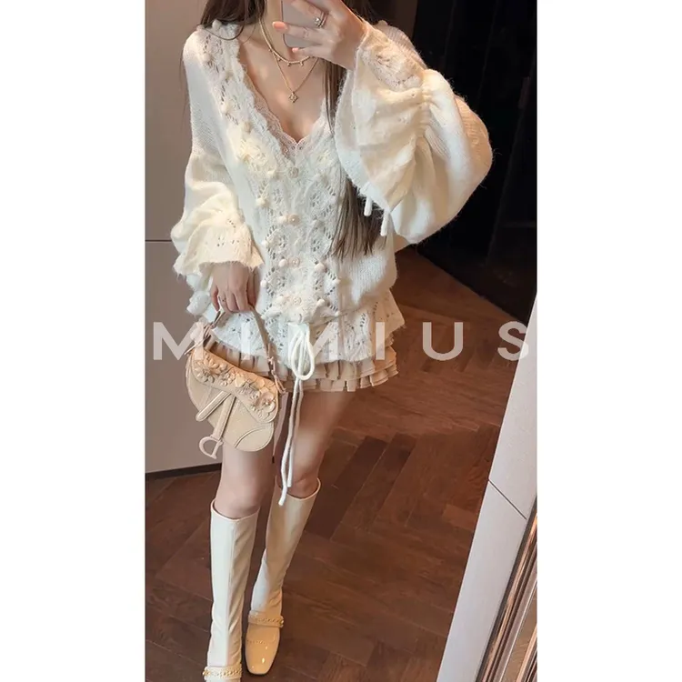 【mimius】P 法式温柔纯欲够花镂空毛球V领针织衫+裙裤 WG08034