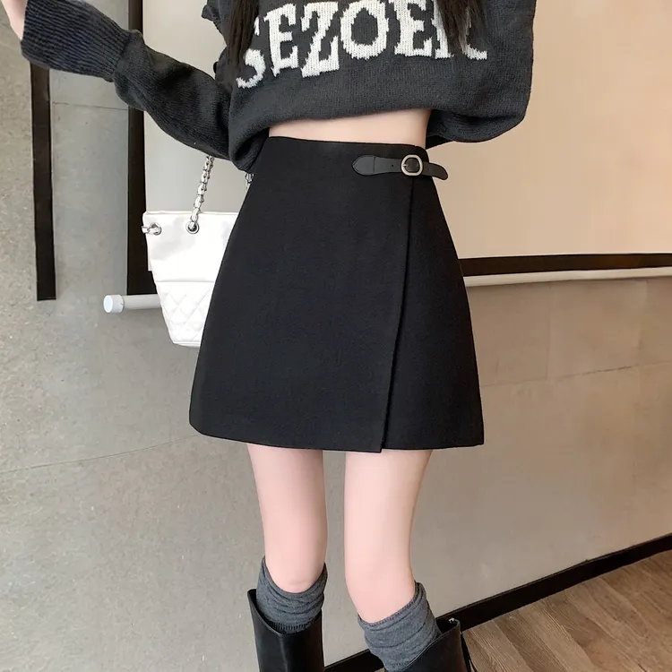 复古搭片皮扣设计感高腰毛呢a字半身裙2025秋冬新款显瘦走光短裙