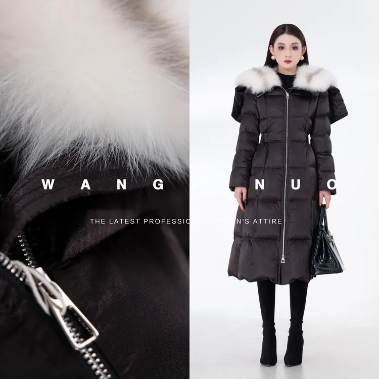 MD进进原创【冬日意境】2025冬季显瘦气质时尚收腰保暖羽绒服外套