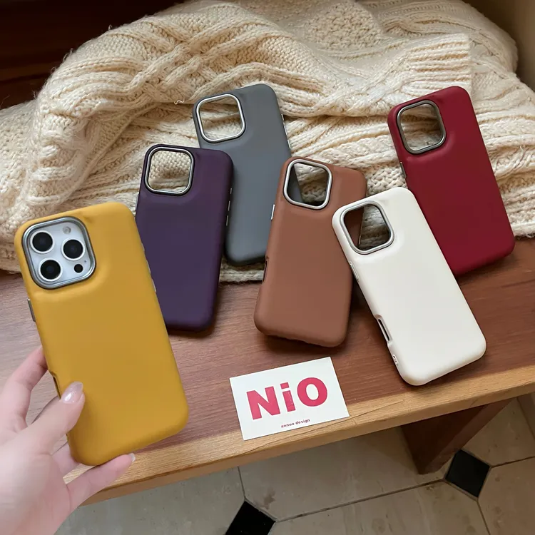 适用于苹果12-16Promax鼓包气垫二合一纯色肤感简约手机壳15/16