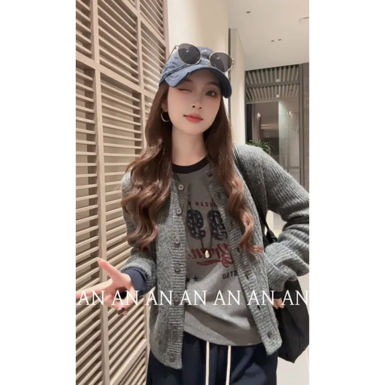 C08529秋季休闲慵懒感软糯针织开衫圆领纯色毛衣外套