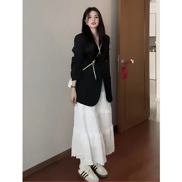 黑色廓形西装外套女2025春秋新款设计感小个子闲宽松西装女