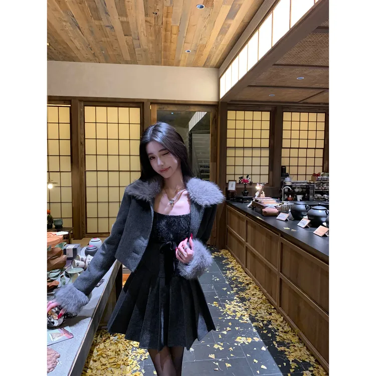 BarbChill【12/20-10:00新品】【娇俏爱丽丝】毛呢拼接蕾丝连衣裙套装