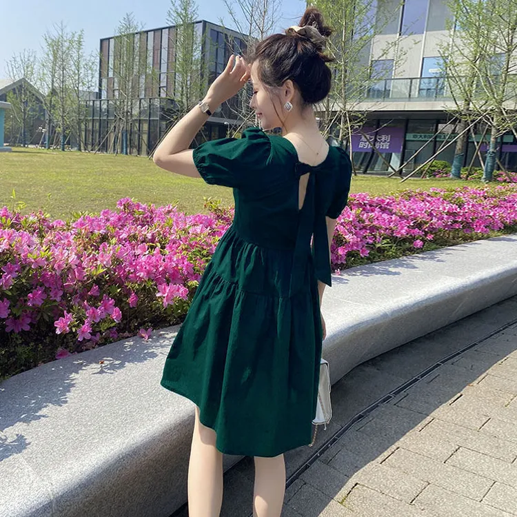 小个子连衣裙女夏季新款韩版中长款法式宽松方领赫本风结裙子