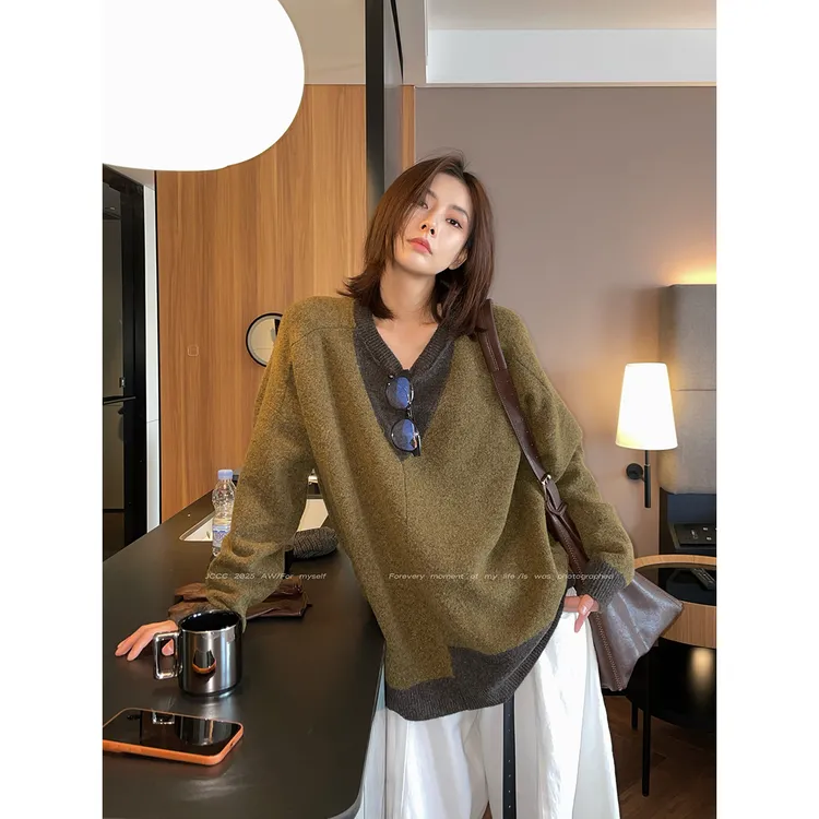 JCCC影子【古木集】咖啡棕绵羊毛混纺明线廓形圆领毛衣JE5IBS10