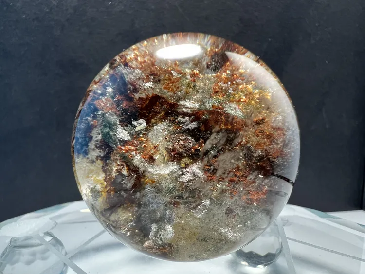 四季幽灵天然水晶球尺寸3.9厘米晶体干净手握把玩适合办公室摆放