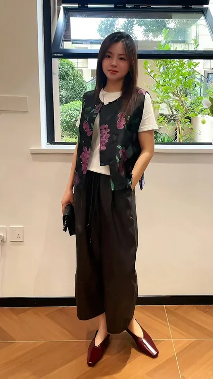 常规款复古马甲马夹针织宽松四季通用原创设计圆领