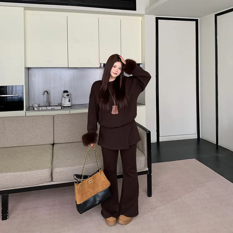 王葡萄毛毛长袖卫衣屁帘微喇裤两件套女秋冬季新款加厚套装DM2521