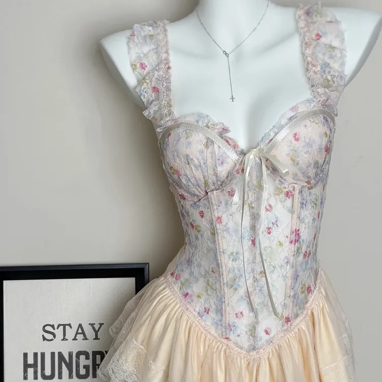 新款纯欲碎花印染甜美鱼骨胸衣带胸垫收腰显瘦性感小短裙