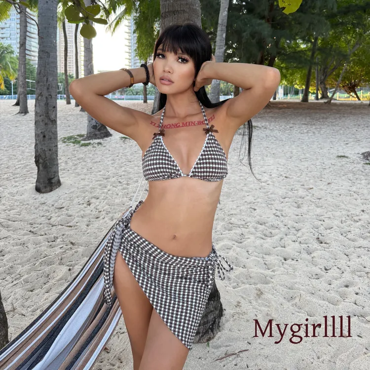 三件套新款格子挂脖比基尼高级沙滩系带性感三点式复古分体泳衣女