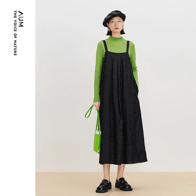 AUM噢姆25年春季气质休闲复古宽松百搭衬衫M1FZ11441