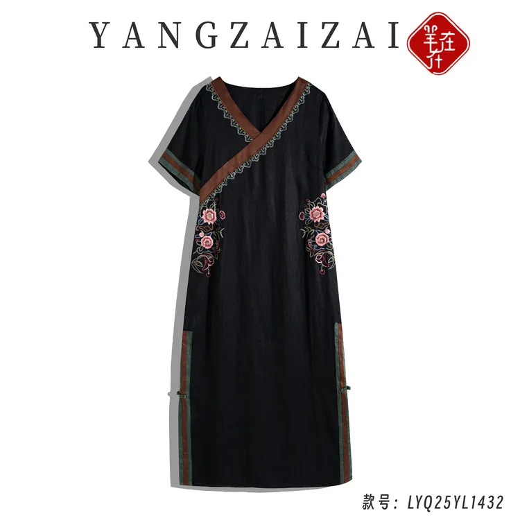羊在在【四时风雅】民族风重工刺绣纯亚麻连衣裙V领显瘦LYQ25YL1432
