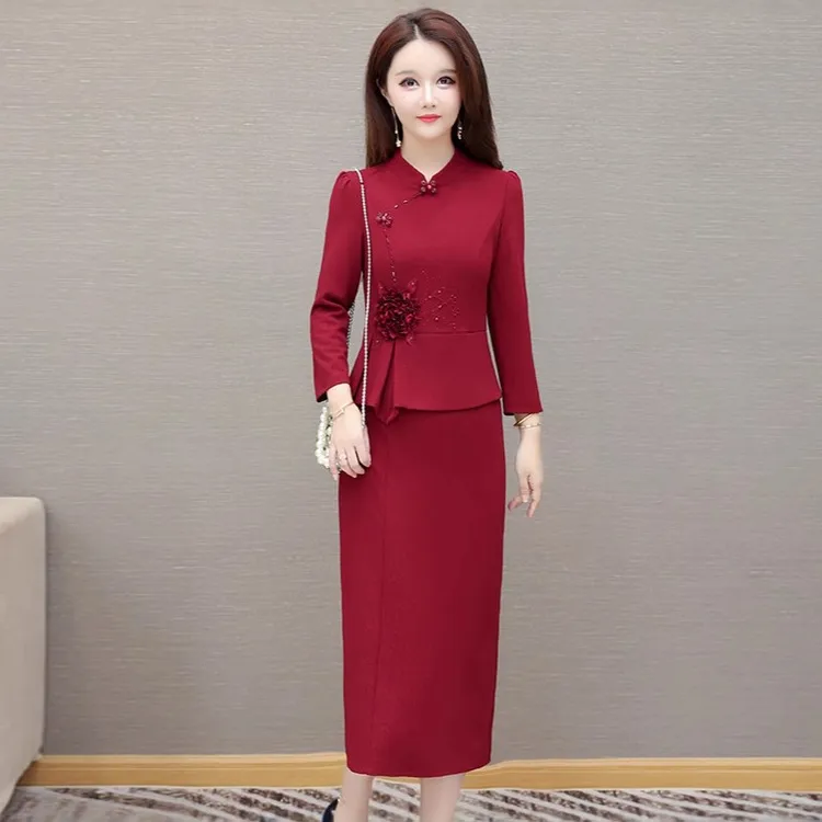 秋季红色假两件连衣裙女2025年新款洋气时尚修身女装婚宴敬酒长裙