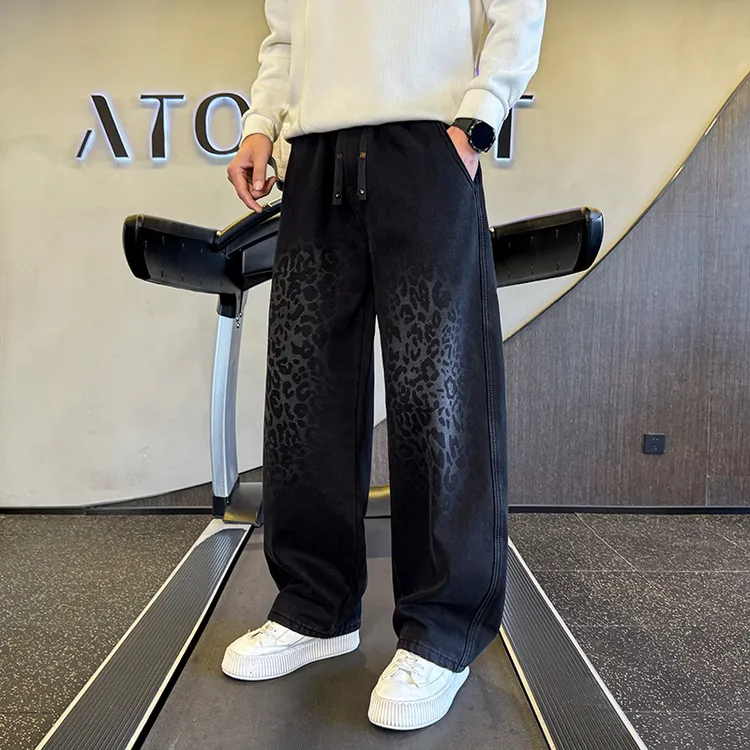 2025冬季加绒厚款美式复古牛仔裤男士宽松直筒长裤豹纹弯刀裤潮牌
