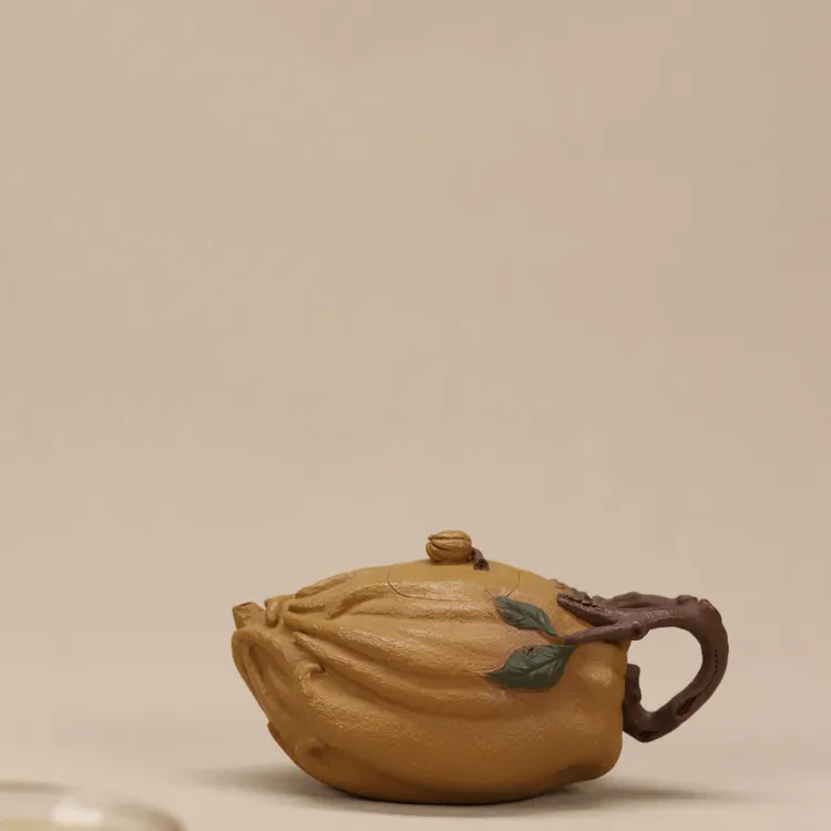 佛手壶 | 精工花器 原矿段泥    此壶170cc