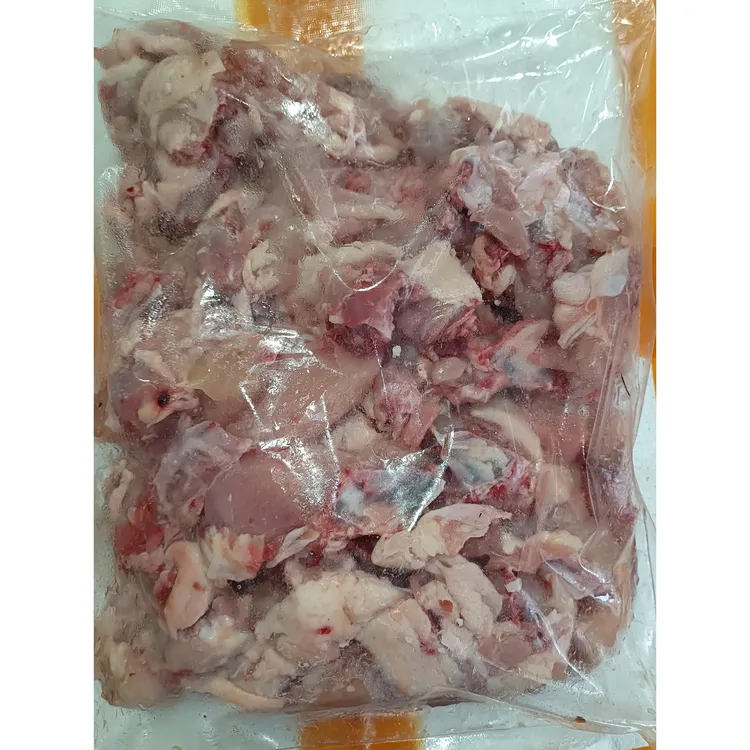 新鲜原味鸡肉三黄鸡鸡肉现杀现宰白羽鸡爆炒红烧肉营养丰富食材