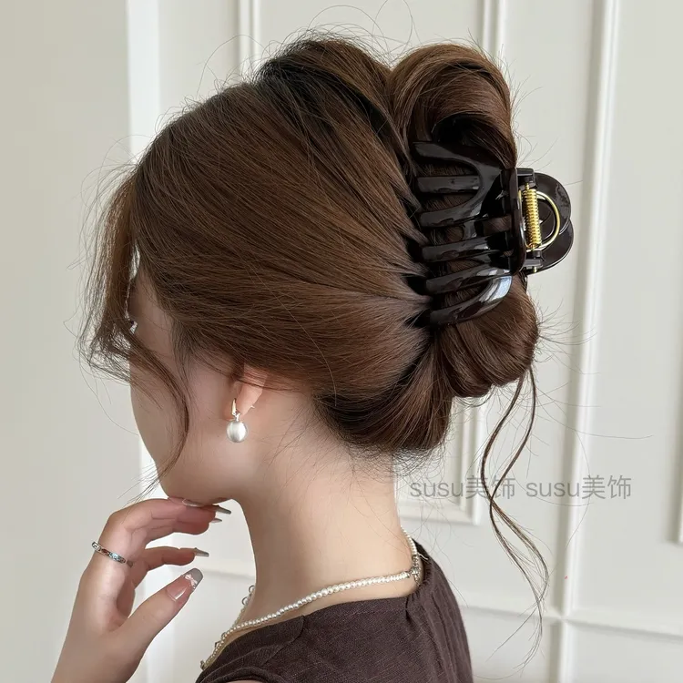 韩式新款南瓜大抓夹大发量高级双弹簧运动气质百搭高端全盘鲨鱼夹