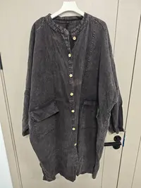【沐木流浪记】黑咖色圆领双大口袋带盖女装风衣z