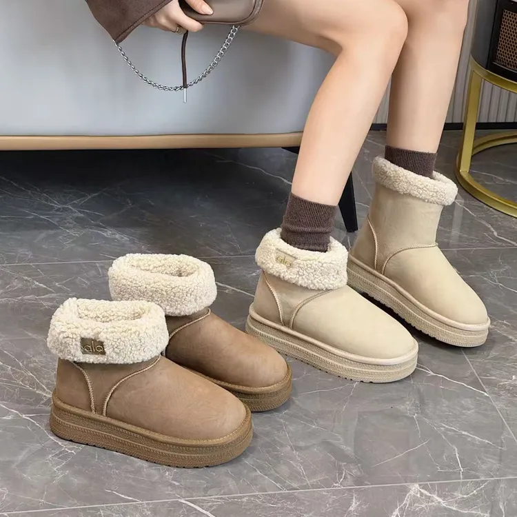 5372冬季女保暖时尚雪地靴加绒两穿可翻边厚底防滑短筒百搭棉靴
