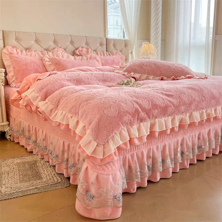 公主风加厚牛奶绒四件套夹棉床盖保暖加绒剪花绒花边被套床上用品