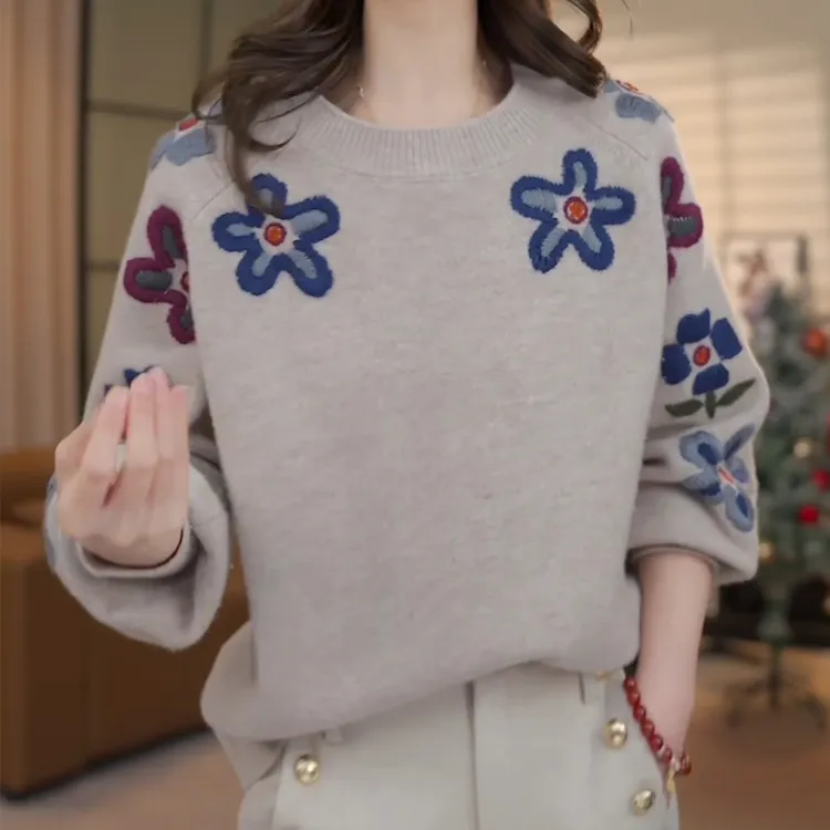 绮梦琉璃~经典百搭立体花朵针织衫LK2501008