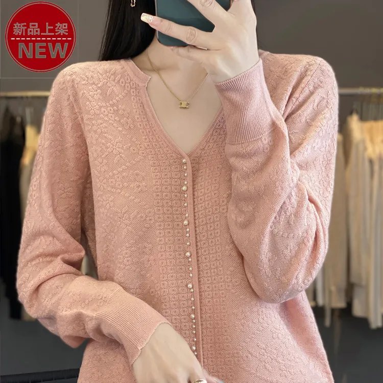 哥弟阿玛施正品精纺V领单排钉珠设计舒适洋气百搭微透长袖针织衫