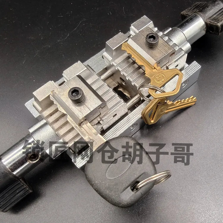 B款王力迷你一字平铣 玥玛王力金叶子立式钥匙机专用辅助夹具开齿