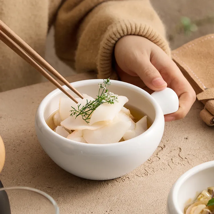 【致己专属】手把碗高温家用高颜值水果沙拉碗特色凉菜碗好看的甜品碗轻奢小碗