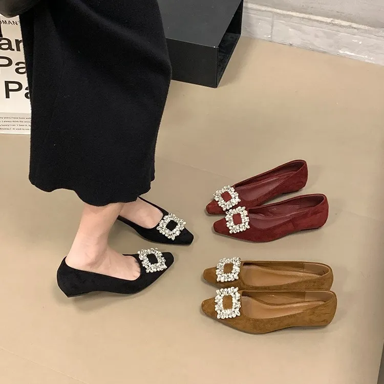 UHCK法式方扣水钻通勤坡跟单鞋2025新款绒面低跟一脚蹬瓢鞋