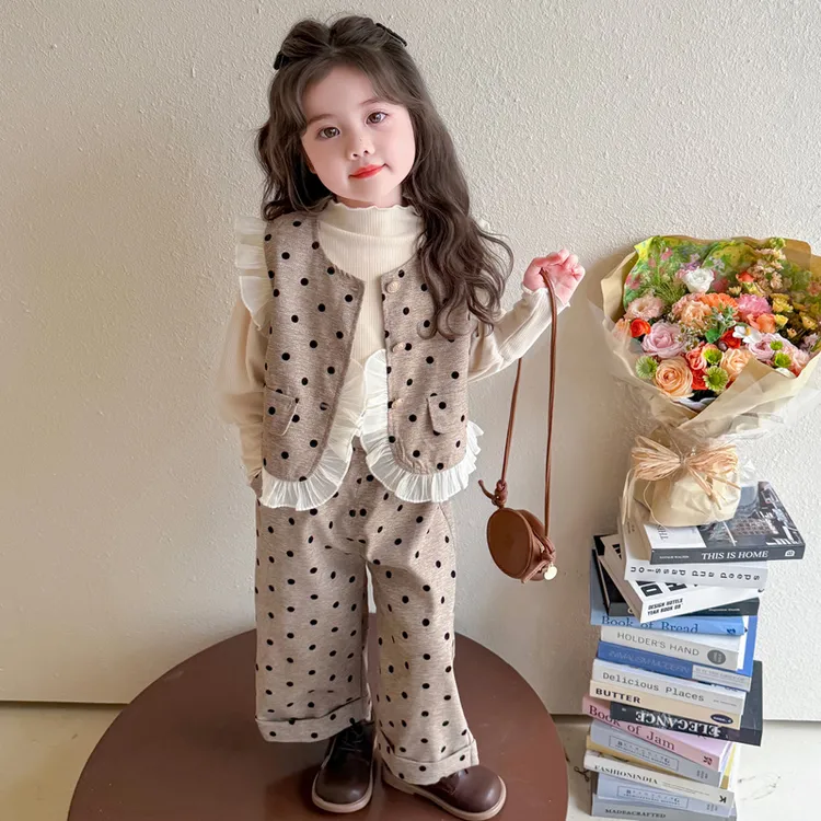 女童秋季小香风套装洋气儿童波点马甲裤子三件套女宝宝春秋装时尚