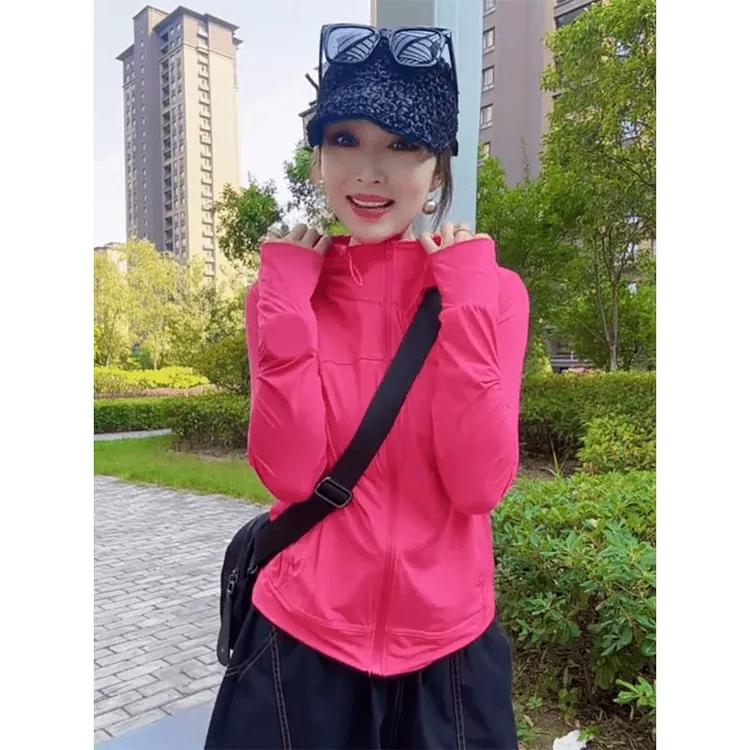 树莓红长袖连帽外套女早秋新款时尚百搭户外旅游薄款遮阳速干上衣