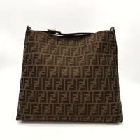 元品奢选/95新/芬迪/文件夹/SN-X521389