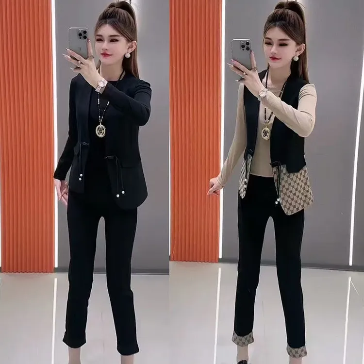 春季新款时尚2025套装女装马甲打底衫长裤休闲套装显瘦遮肉