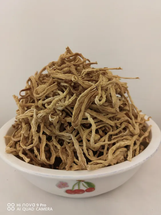 四川萝卜干。富含膳食纤维、矿物质、及抗氧化物。风味独特，口齿留香。